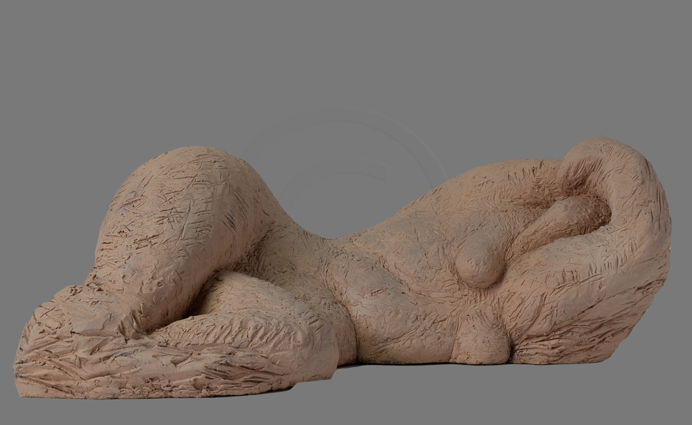 Figure allongée 1 (terre) de Christian Broise