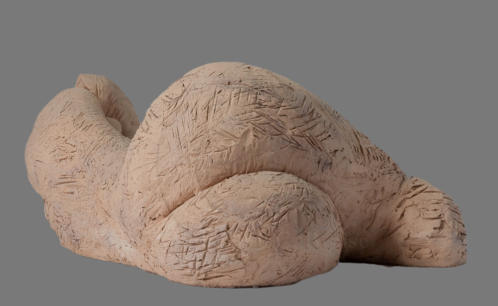 Figure allongée 1 (terre) de Christian Broise